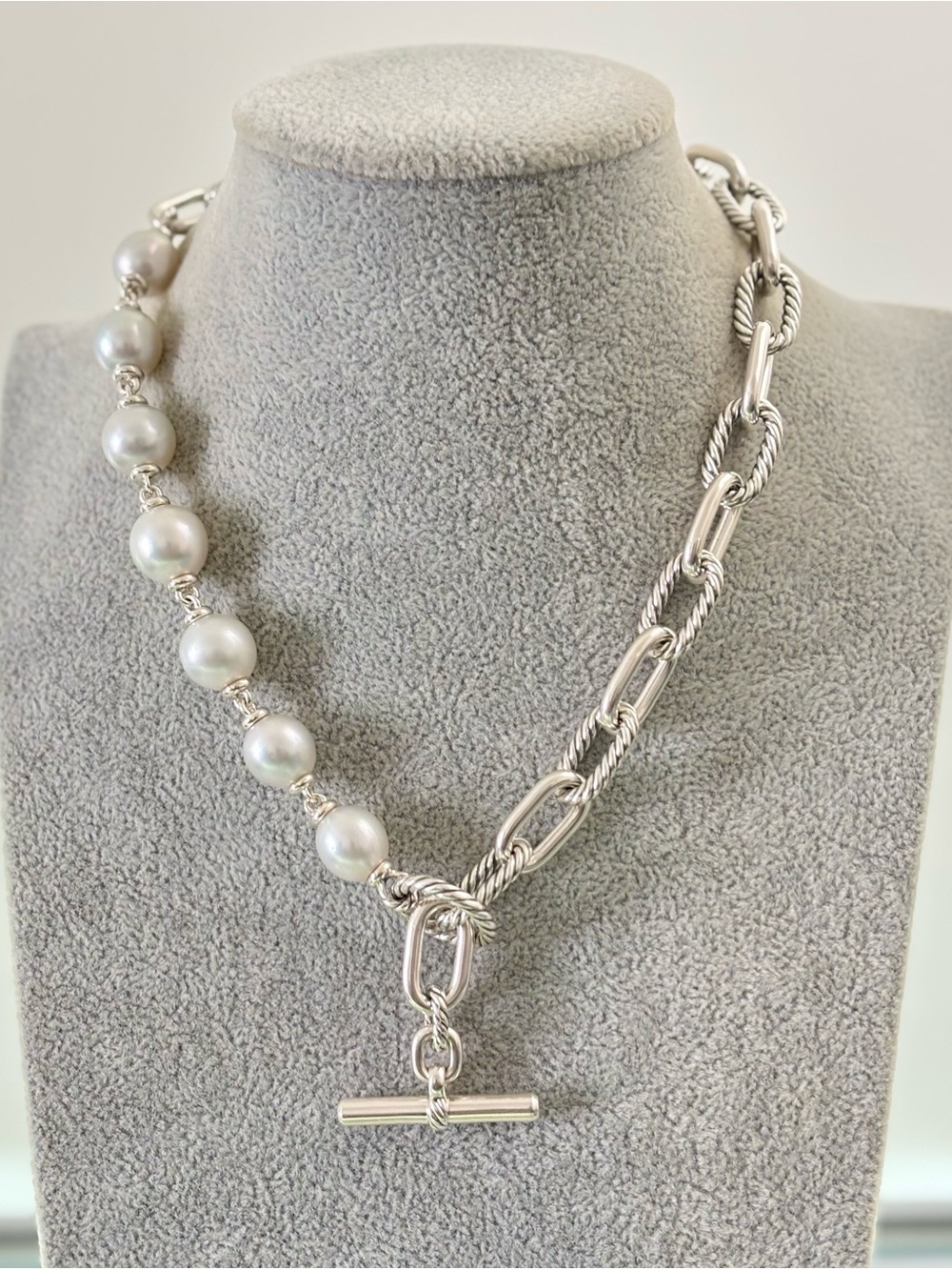 David Yurman 11mm Madison Chain Toggle Necklace with Pearls 18"
